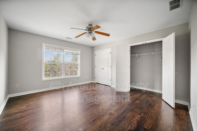 Building Photo - 6033 Riverwood Dr