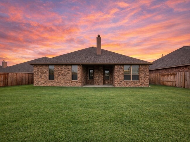 Building Photo - 1530 Holly Chase Ct