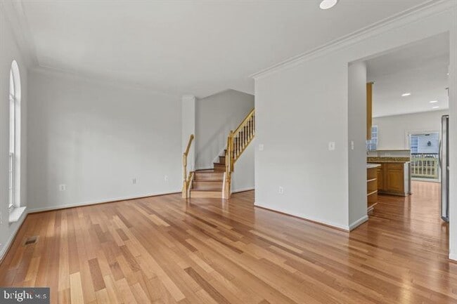Building Photo - 46212 Walpole Terrace