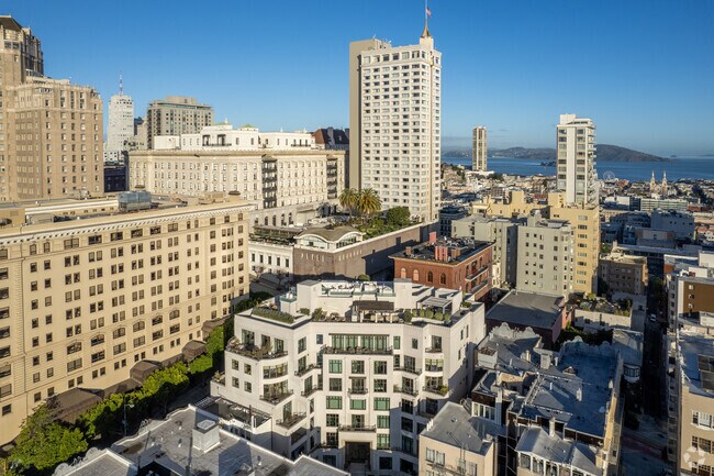 Aerial photo - Crescent Nob Hill