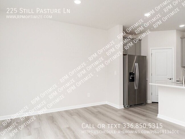 Building Photo - 225 Still Pasture Ln