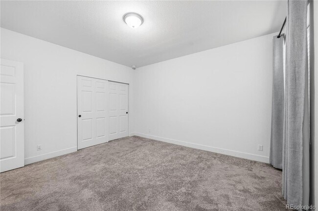Building Photo - 20750 E Beekman Pl