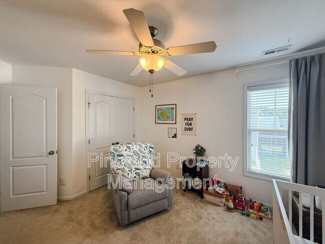 Building Photo - 246 Stockbridge Dr