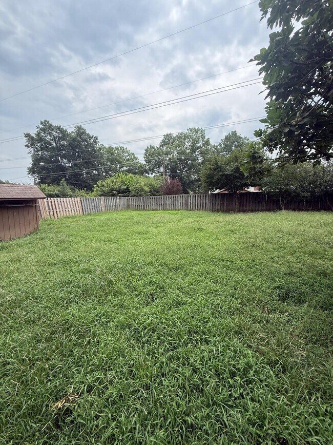 Building Photo - 602 Galveston Rd