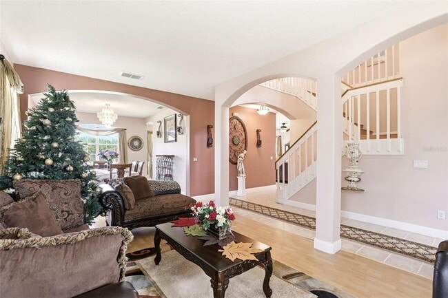 Building Photo - 824 Lake Biscayne Way