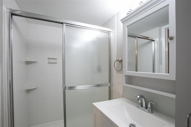 Building Photo - 10557 NW 10th St