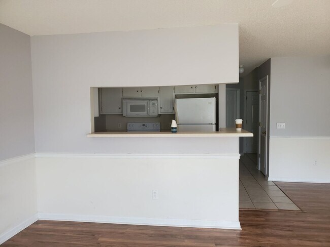 Building Photo - Dunwoody Subdivision!  Close to Ft. Novose...