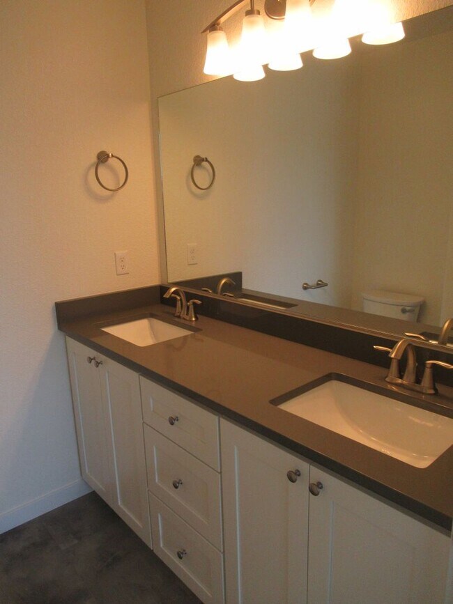 Building Photo - Three Bedroom Duplex Built in 2021