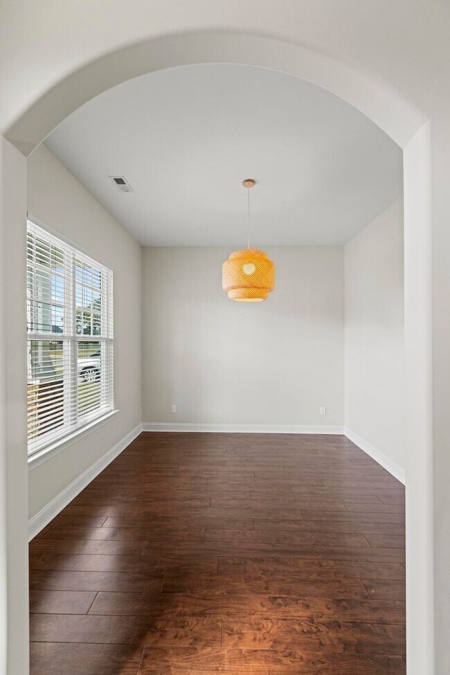 Building Photo - Spacious House for rent in Neighborhoods Of Holly Ridge!