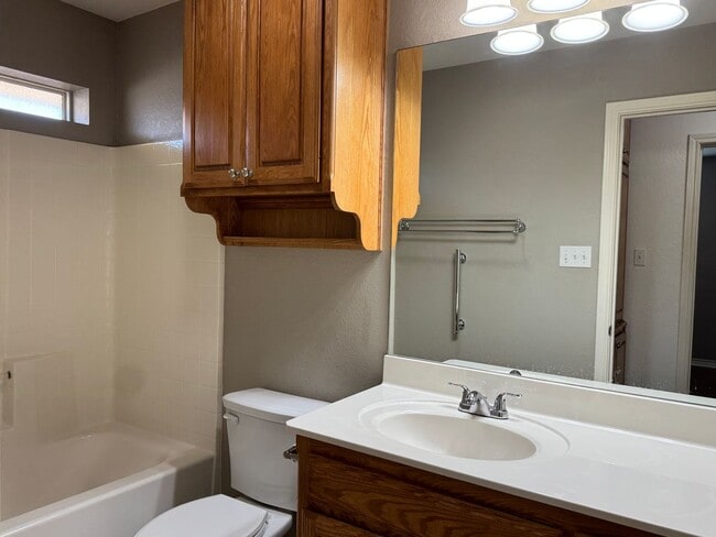 Building Photo - 11281 Grand Slam Dr