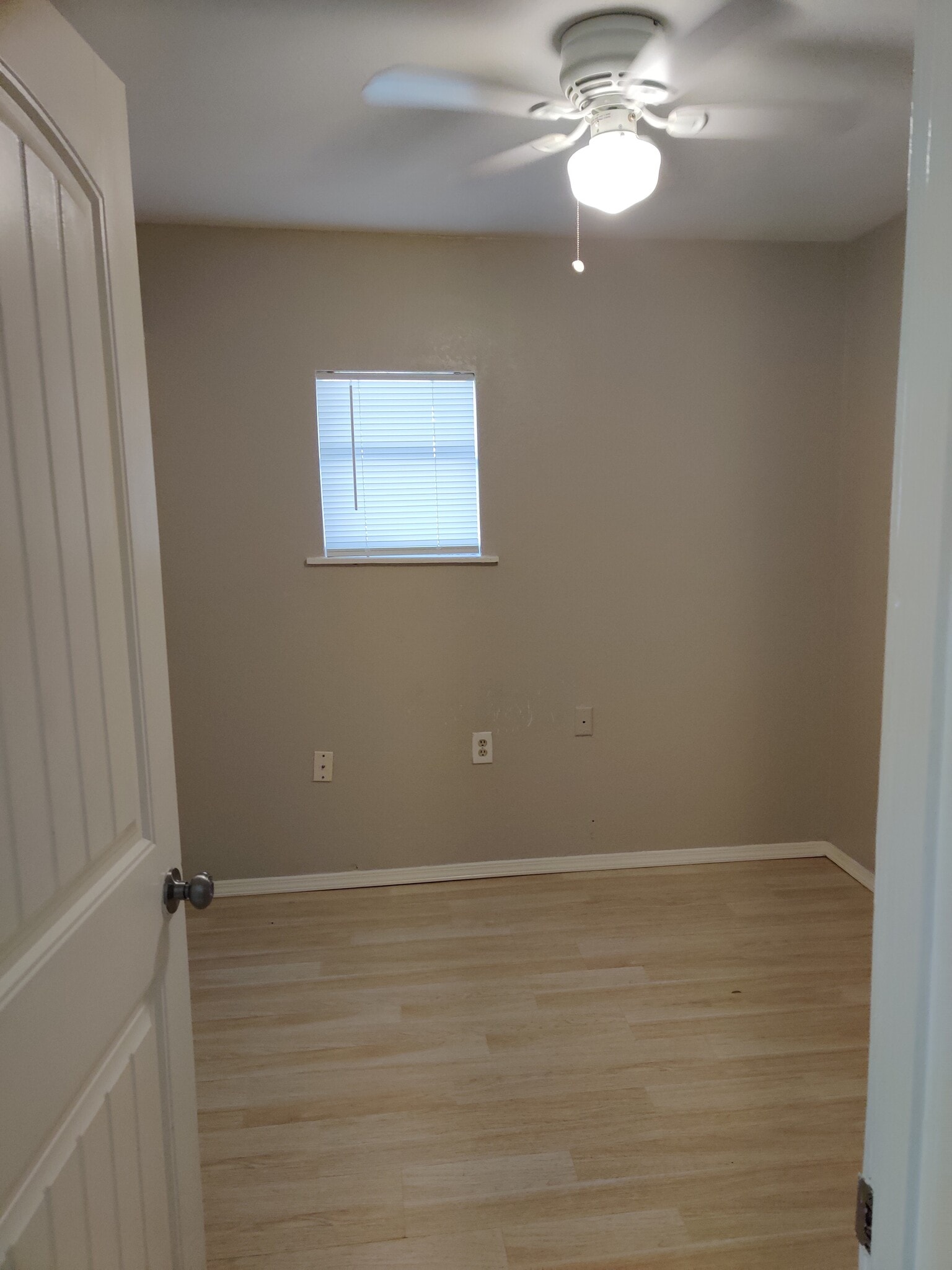 Bedroom #1 - 1210 Pecan Blvd