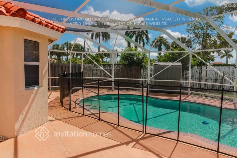 Building Photo - 7302 Spinnaker Bay Dr