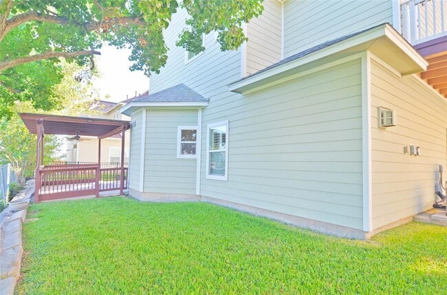 Building Photo - 131 Starboard Dr