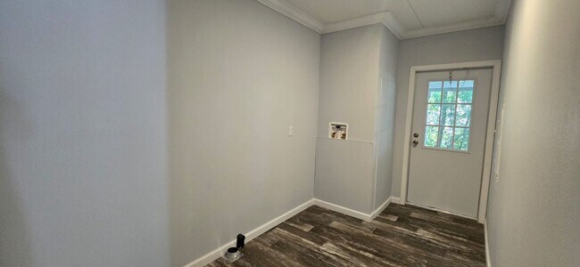 Building Photo - 55+ community Sylvan Grove / move in Special!