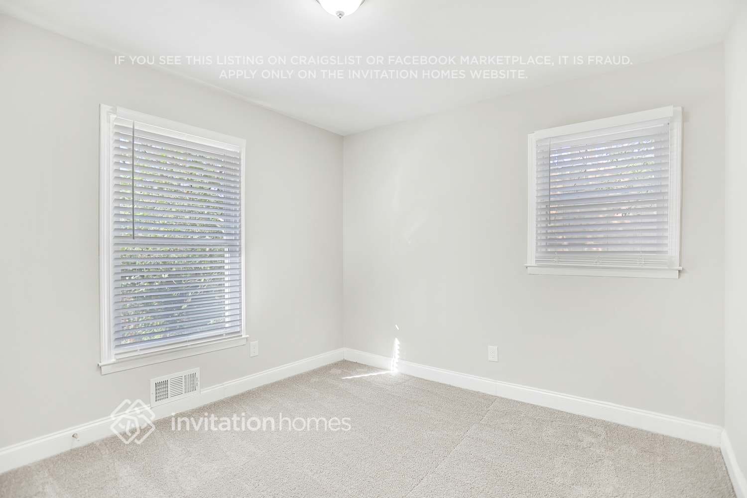 Building Photo - 3003 Orion Dr