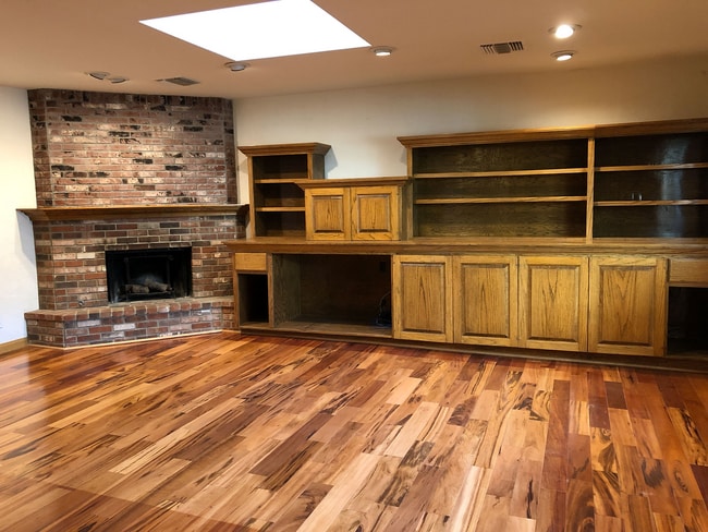 aaditional living room view - 26065 Adamor Rd