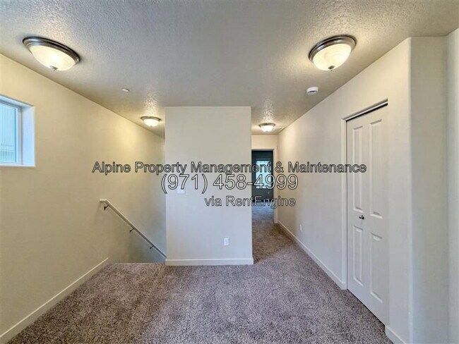 Building Photo - 29024 SW Costa Cir E