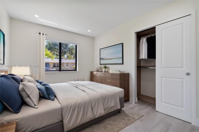 Building Photo - 255 Grant Dr