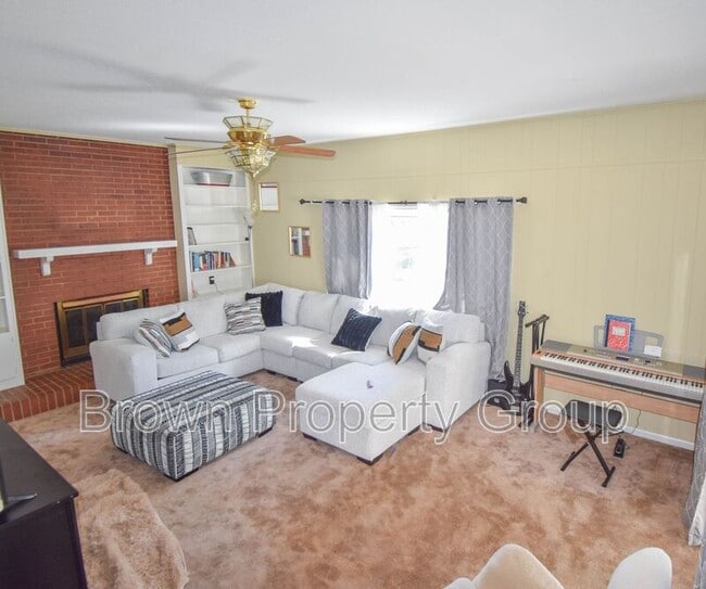 Building Photo - 1 Lee Ct