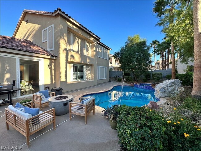 Building Photo - 1211 Martini Dr