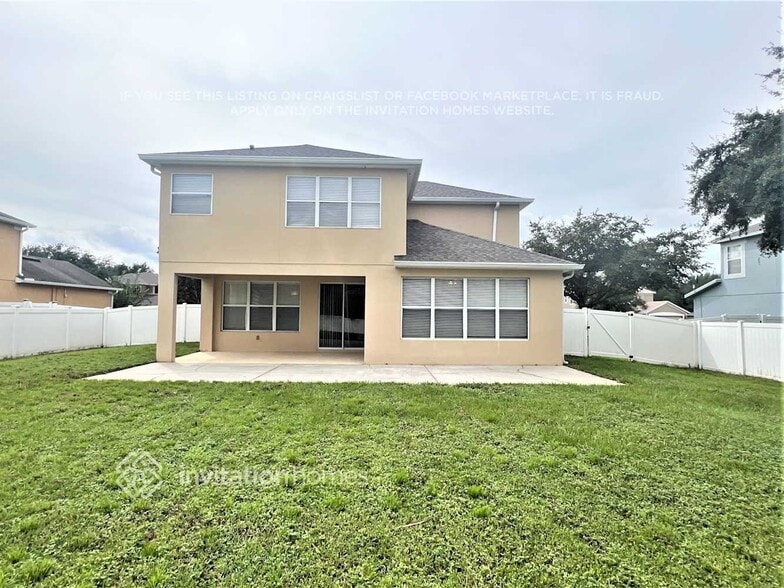 Building Photo - 481 Dagama Dr