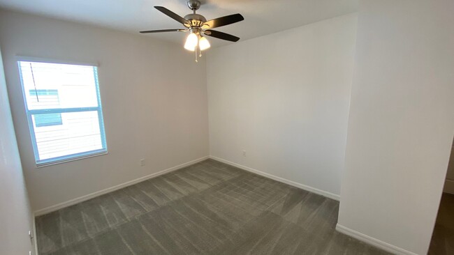 Building Photo - 3/2.5 Town Home in Sawgrass Landing In Orl...