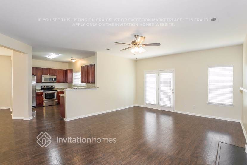 Building Photo - 9022 Glenashley Dr