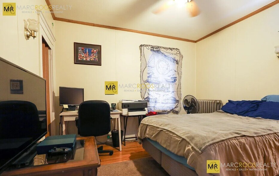 Building Photo - 6 Oliva Rd