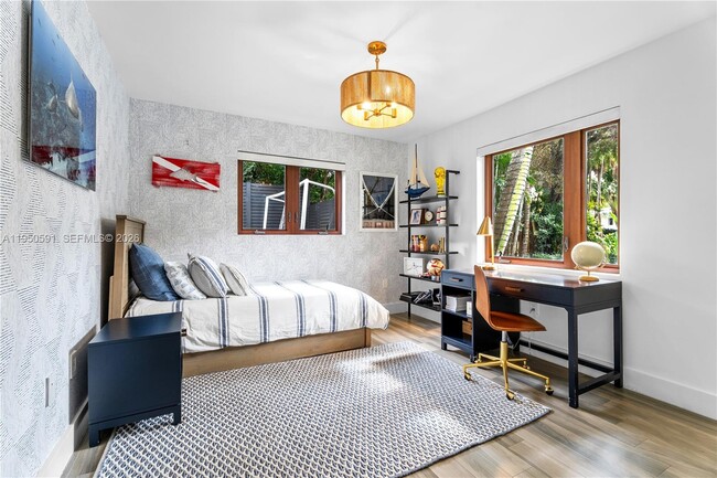 Building Photo - 3625 Battersea Rd