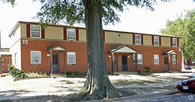 Building Photo - Hillside Court Apartments