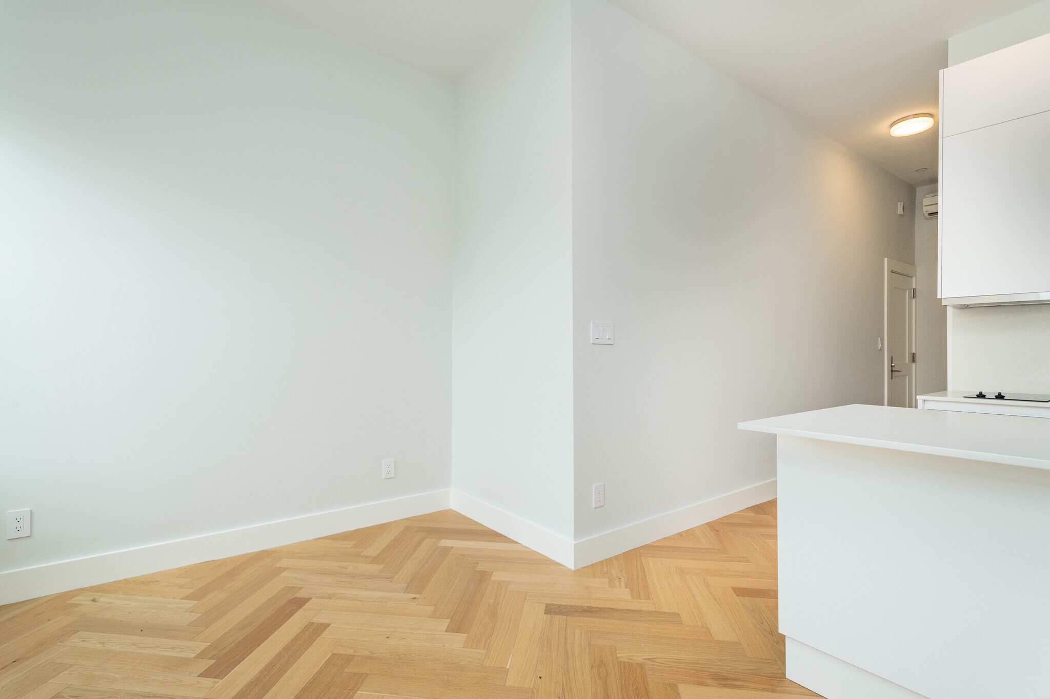 Building Photo - 461 Massachusetts Ave