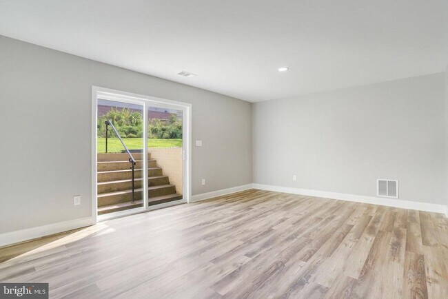 Building Photo - 6820 Wheatley Ct