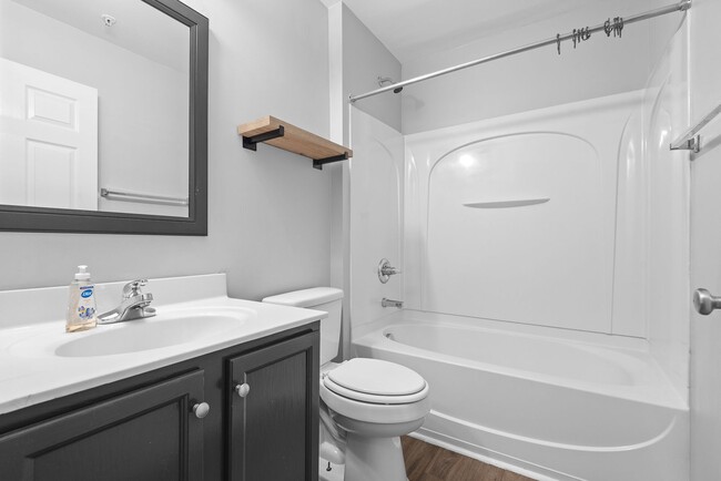 Building Photo - Town House in North Raleigh- Available Now