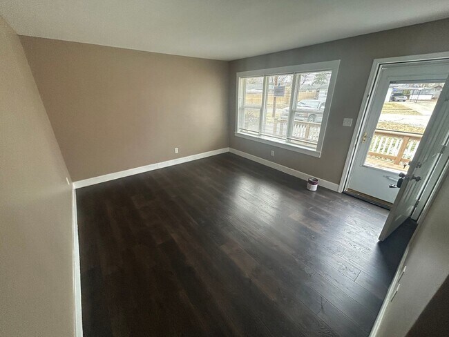 Building Photo - 205 Lesane Ct