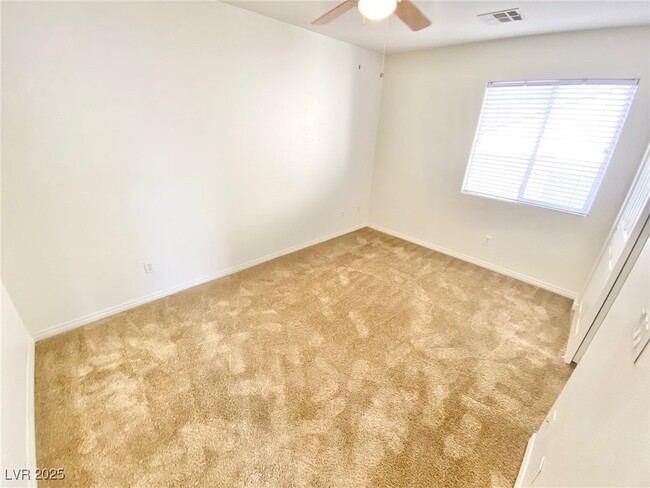 Building Photo - 7320 Laburnum St