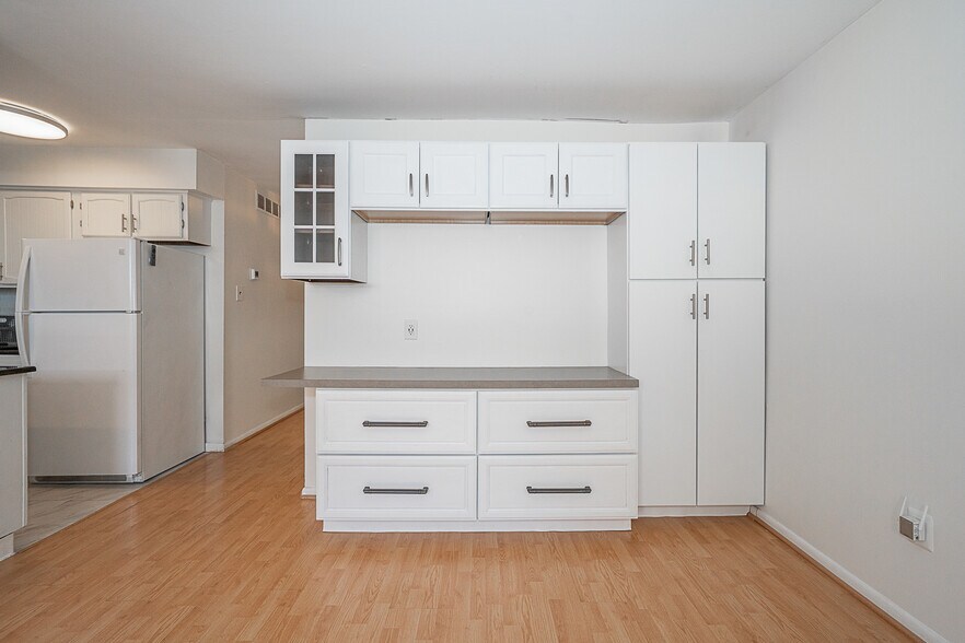 Building Photo - 765 N Ringgold St