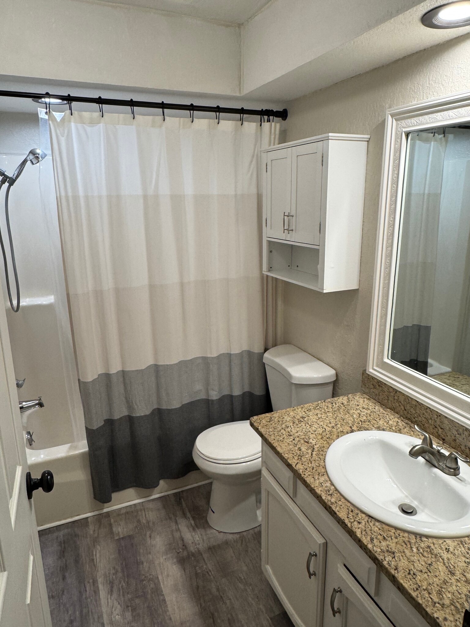 Building Photo - 7903 N 122nd East Ave