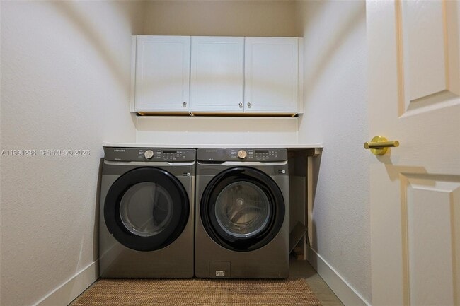 Building Photo - 8800 NW 98th Ct