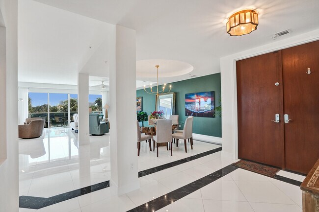 Building Photo - 516 Hendricks Isle