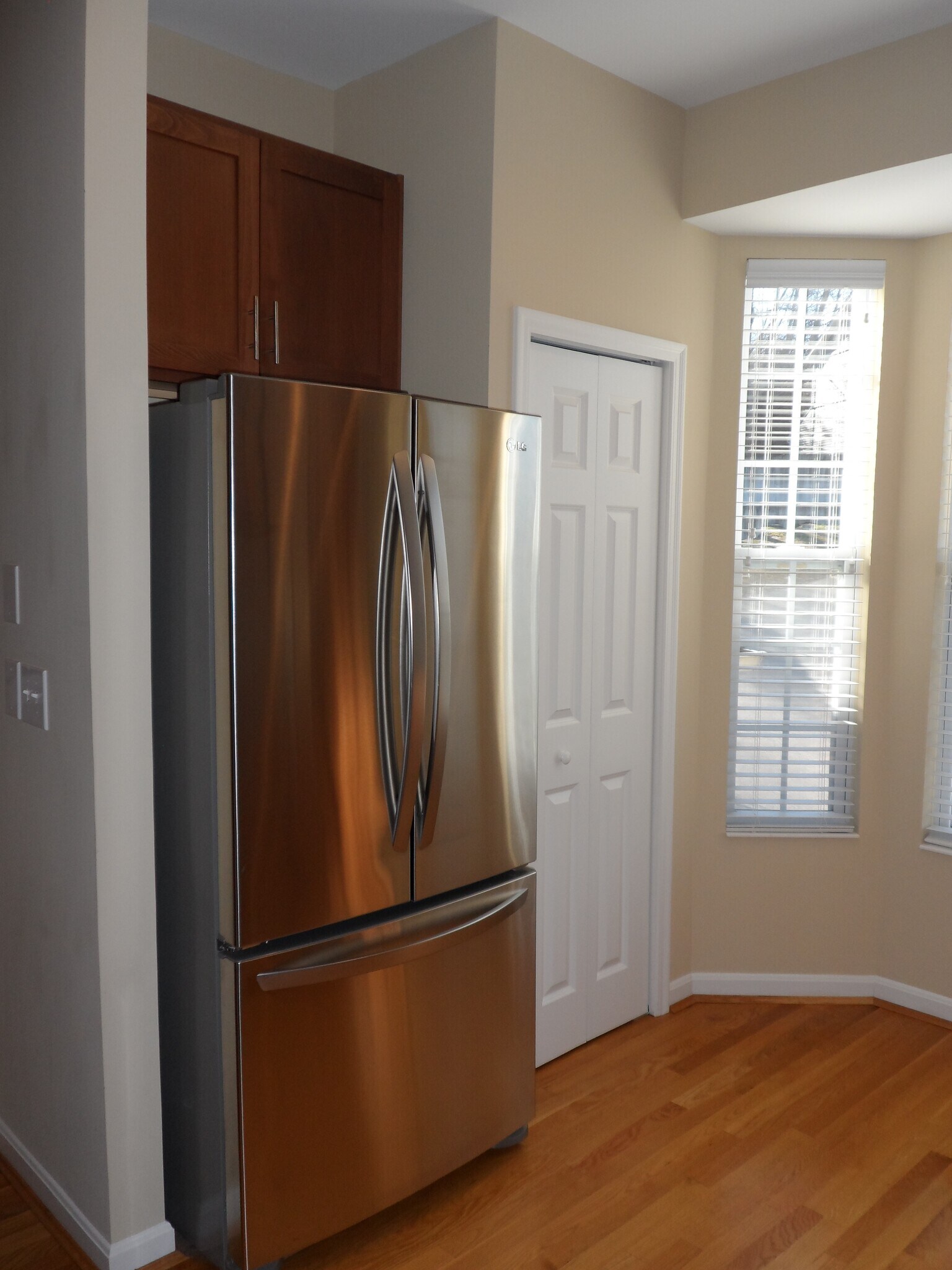 Building Photo - 5308 Reserve Cir