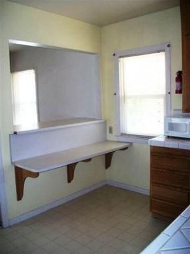 Building Photo - CUTE HOME IN EAST SACRAMENTO!!