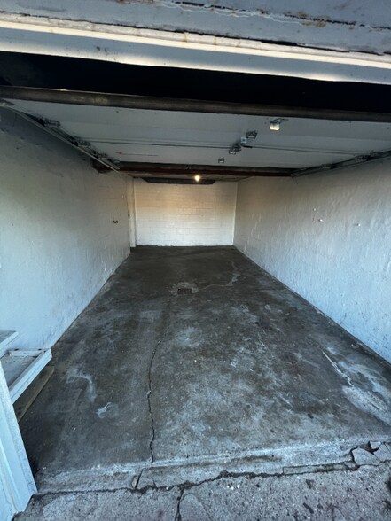 Building Photo - 313 Orchard Dr