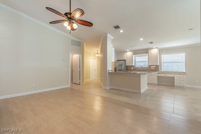 Building Photo - 7653 Rozzini Ln