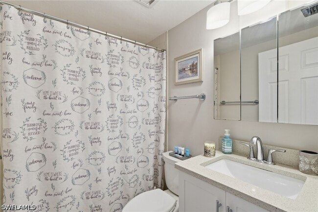 Building Photo - 803 River Point Dr