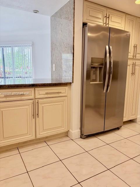 Building Photo - 3100 Riverside Dr