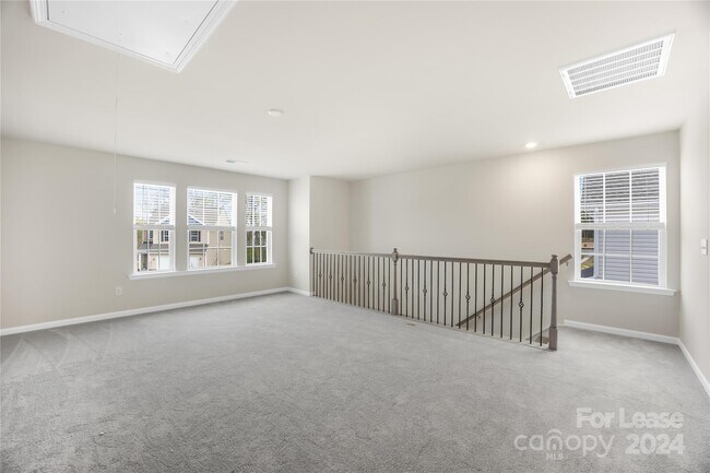 Building Photo - 14023 Turncloak Dr