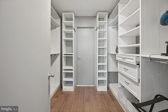 Building Photo - 1325 18th St NW