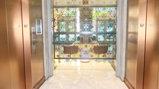 Building Photo - Downtown San Diego 1 bedroom 1 bath apartment For Rent