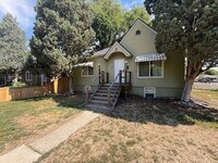 Building Photo - 903 N 25th St