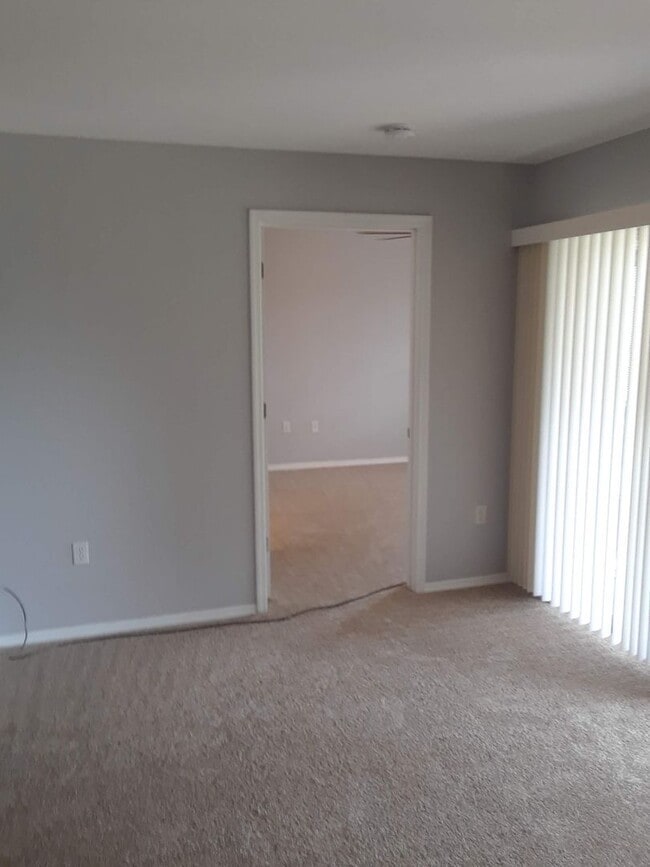 Building Photo - Fairway Island 534